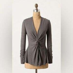 Elegant Gray Women's Top ( no size tag)